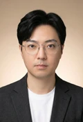 흘럼